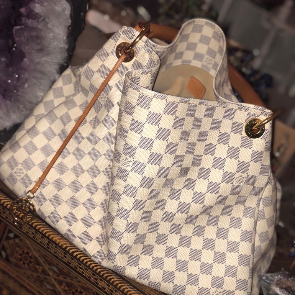 Louis  Vuitton Artsy MM